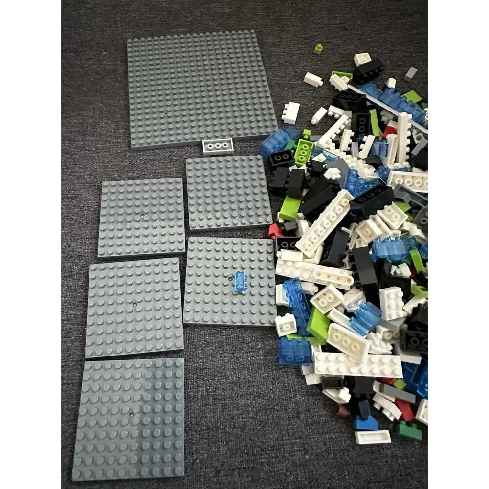 Seattle Space Needle Mini Building Blocks 821 Pc Set Open Incomplete Unknown